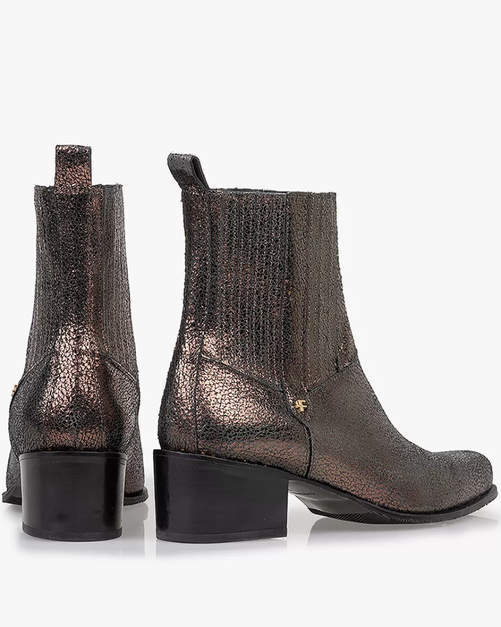 Floris van Bommel Weekend | Hochwinter></noscript>Evi 01.02 Braun