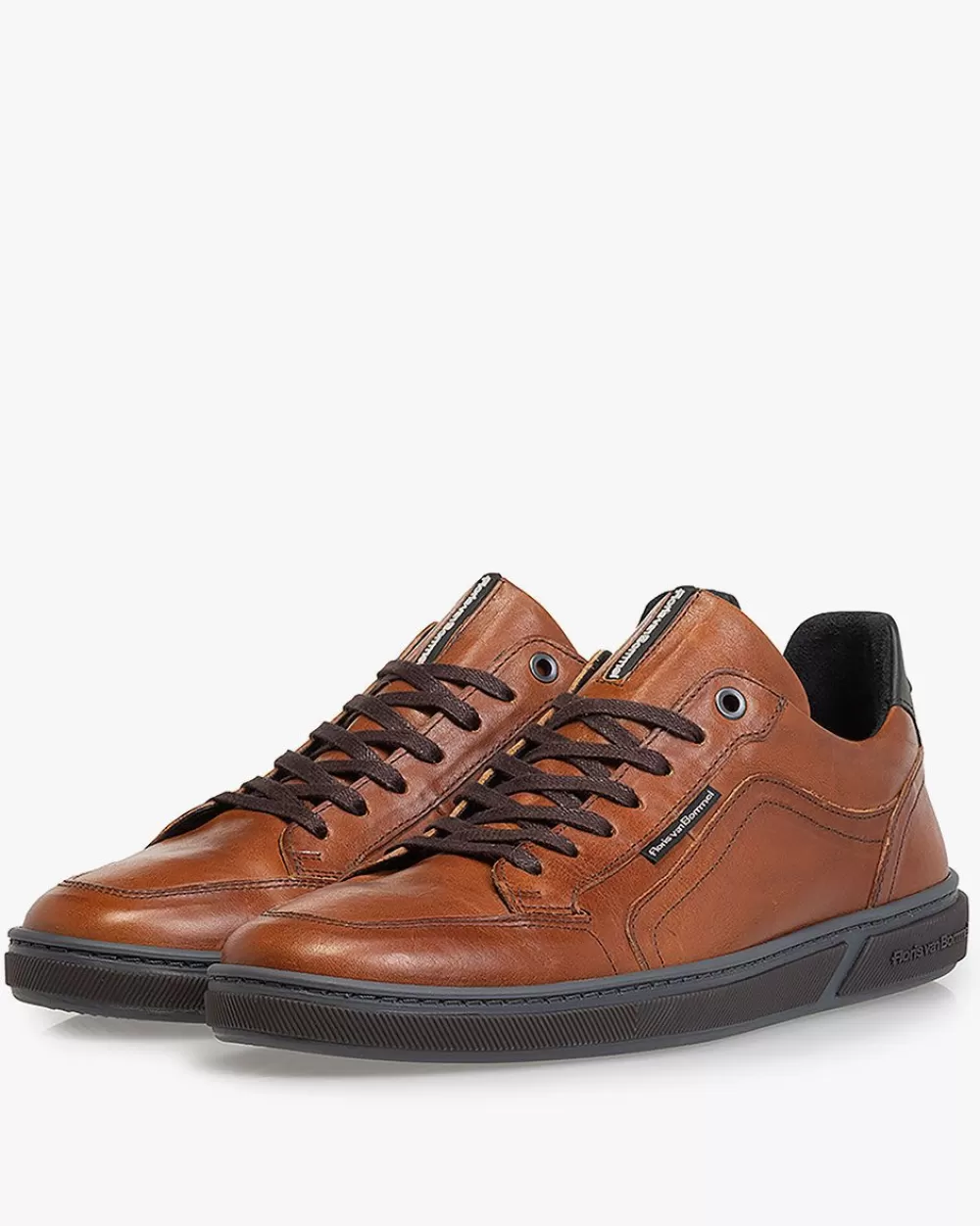 Floris van Bommel Weekend | Sneaker></noscript>Terri 07.10 Cognac